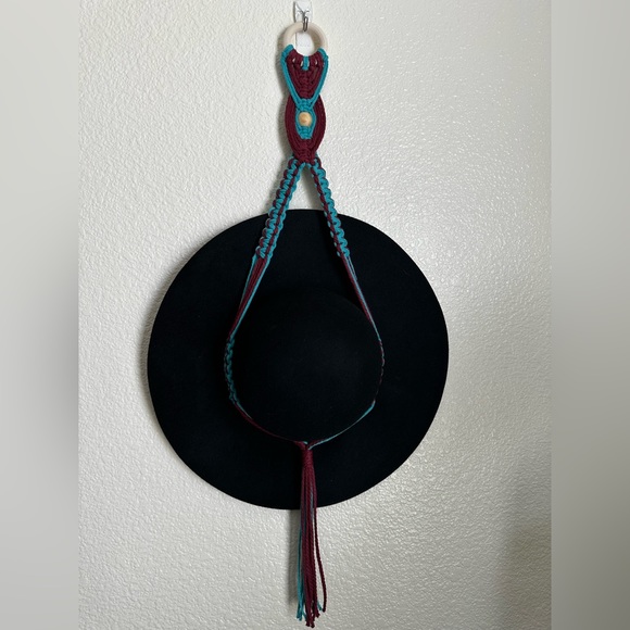 Customize Your Single Hat Holder - Picture 9 of 10
